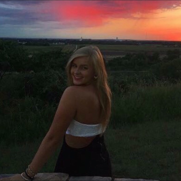 Textured Cutout Dress - Picture 8 of 8